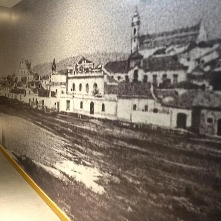 Rocha Prestige - And 4*