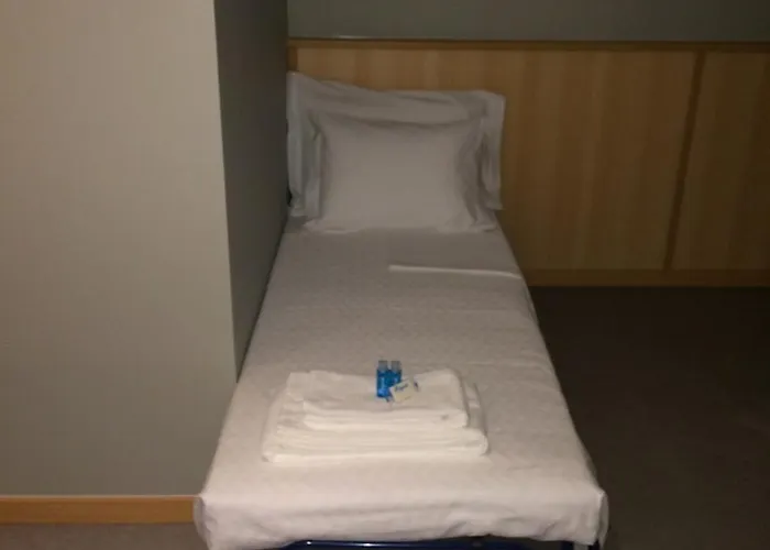 Rocha Prestige - And ゲストハウス